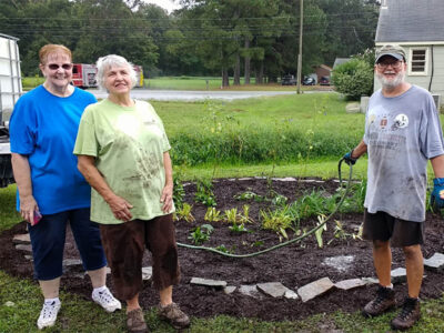 Volunteer gardeners at Seaboard Coastline Trail, Driver